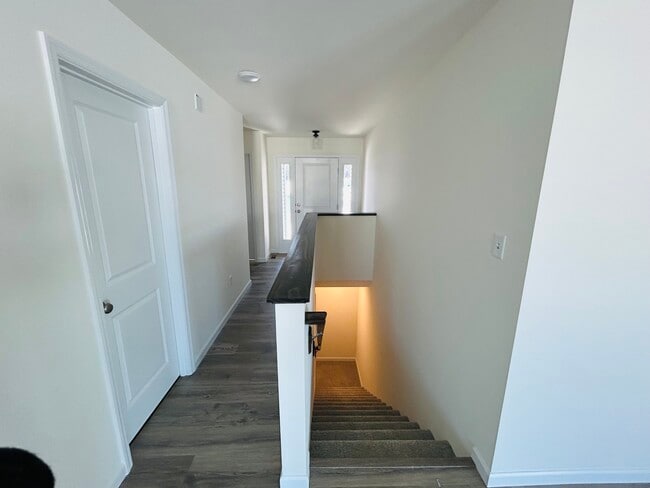 Building Photo - 608 Allegiance Dr