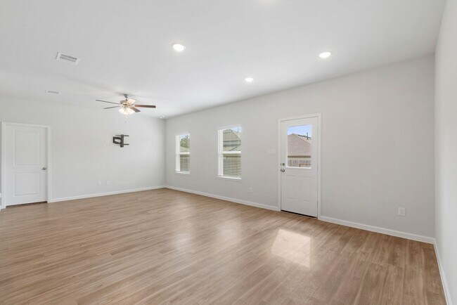 Building Photo - Stylish Home with Gym & Upgrades - Minutes...