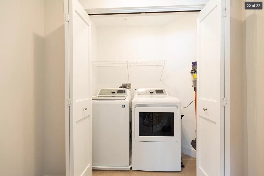 Building Photo - 2075 Lafayette Rd