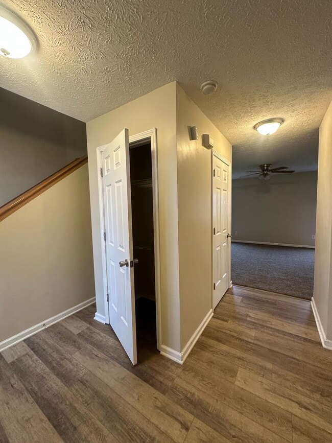 Building Photo - 4BR / 2BA Home in Middletown with Two Car Garage For Rent!