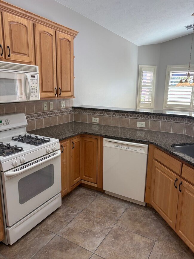 Building Photo - St. George Oasis