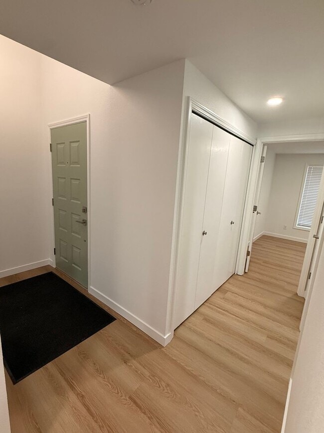 Building Photo - K14111 A &amp; B