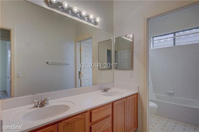 Building Photo - 3 br, 2.5 bath House - 2365 Tribeca st