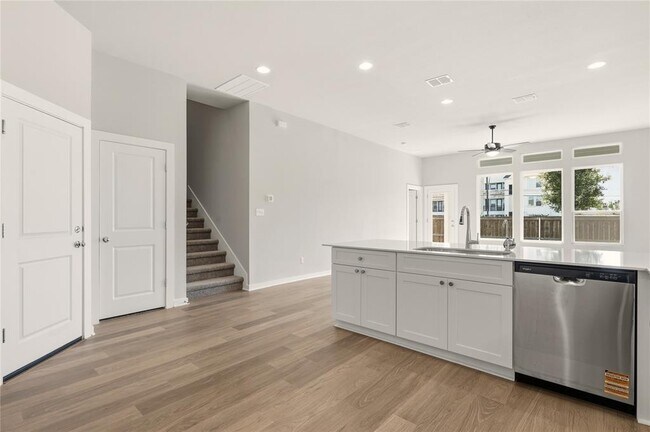 Building Photo - 2206 Luna Azul Vw