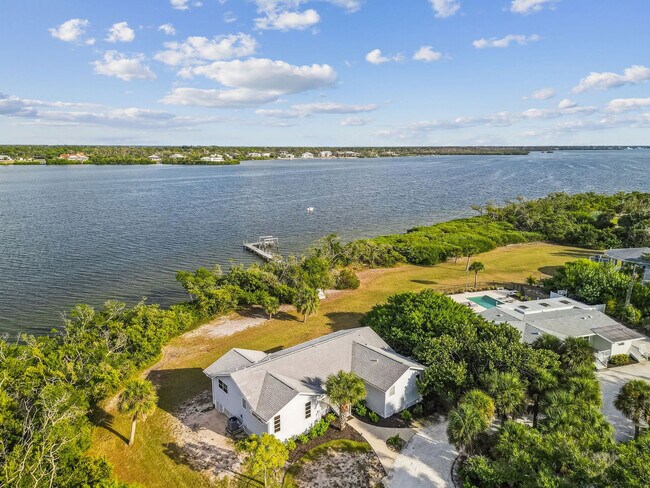 Building Photo - 7745 Manasota Key Rd