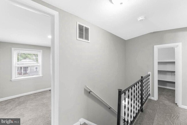 Building Photo - 1111 Balboa Ave