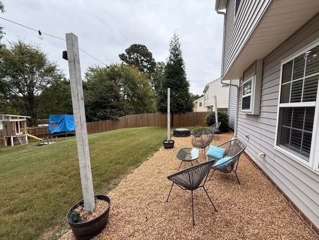 Building Photo - Newly Remodeled 4BD, 2.5BA Raleigh Home wi...