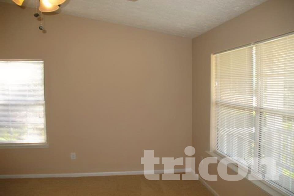 Building Photo - 4393 Westchester Ct