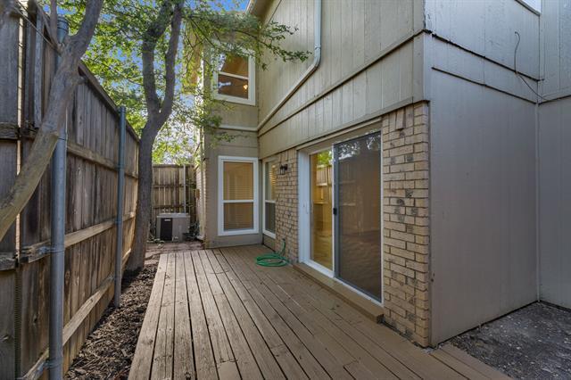 Building Photo - 2821 Capella Cir