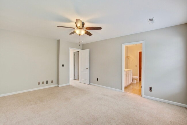 Building Photo - 202 Seneca River Dr