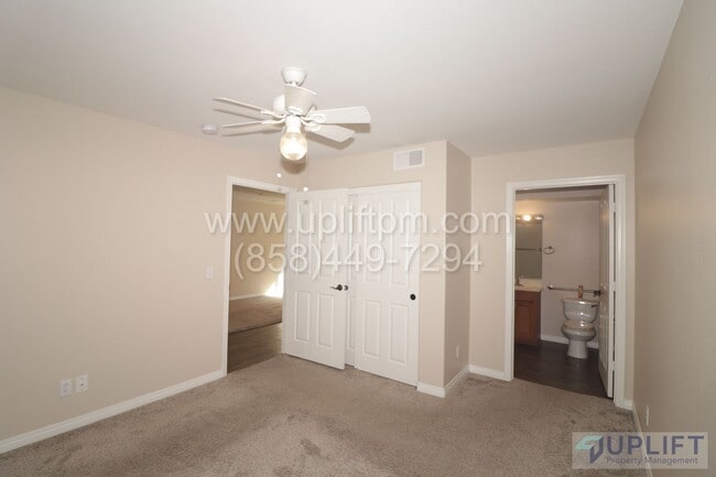 Building Photo - 2 bedroom 2 bath ground floor condo for re...