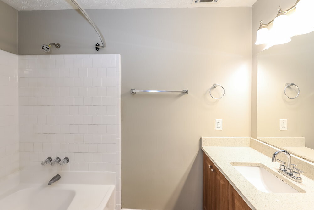 Building Photo - 527 Brookfield Way