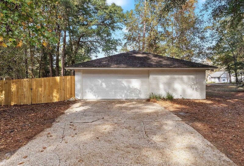 Building Photo - 1783 Folkstone Rd