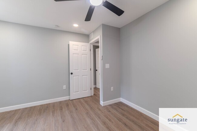 Building Photo - 11319 Harding Rd