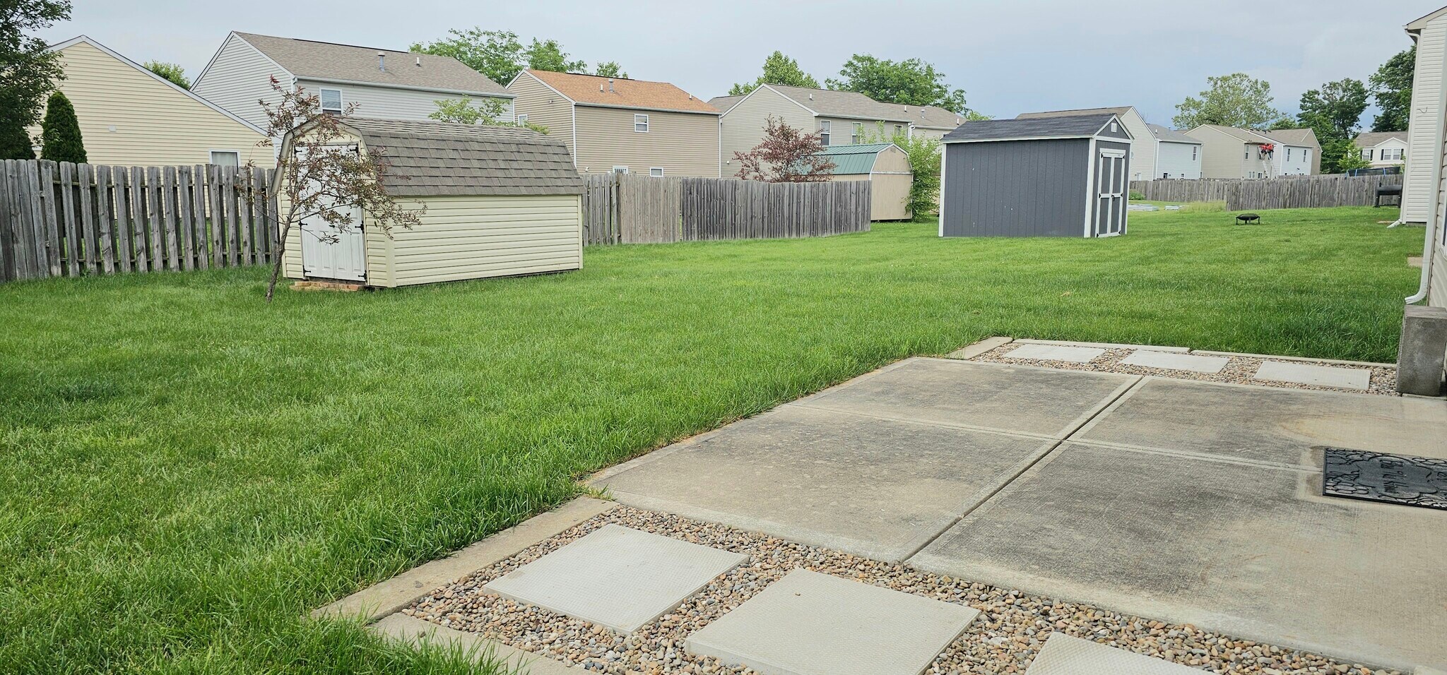 Building Photo - 8048 Grove Berry Dr