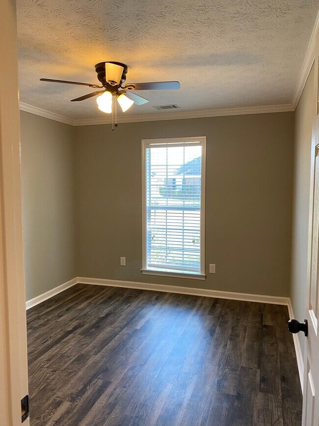 Building Photo - Thorington Trace