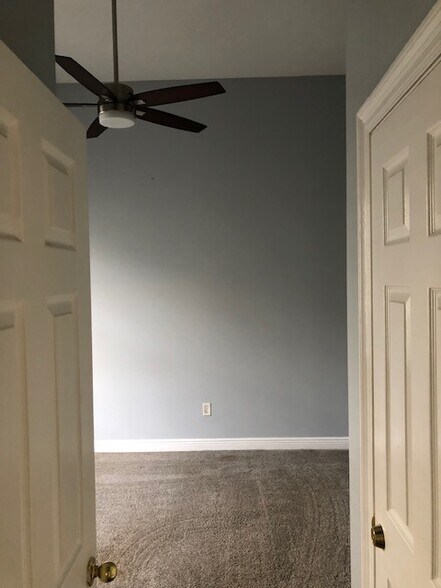 Building Photo - 580 Peyton Dr