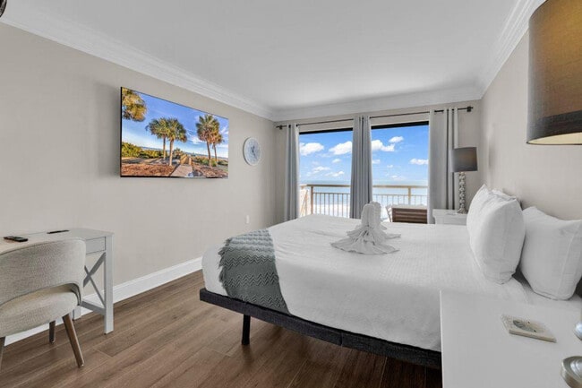 Building Photo - 2001 S Ocean Blvd