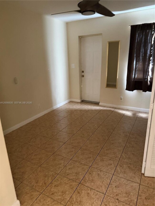 Building Photo - 1638 SW 44th Terrace