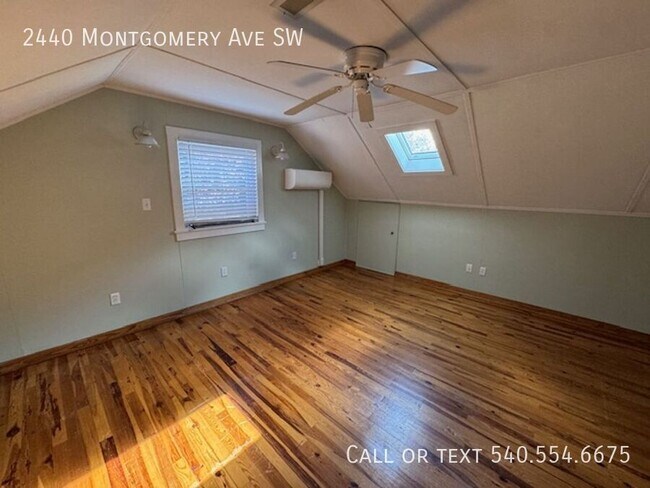 Building Photo - 2440 Montgomery Ave SW