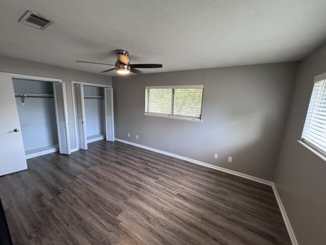 Building Photo - 2308 Avondale Dr