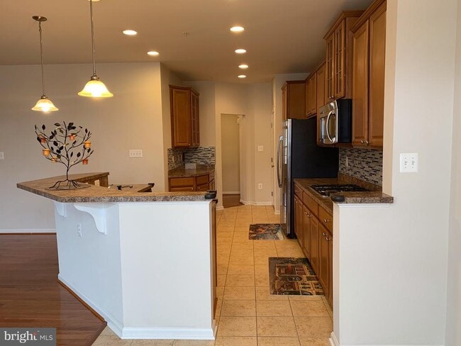 Building Photo - 2816 Admiral Ridge Rd