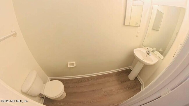 Building Photo - 515 Hopewell Dr