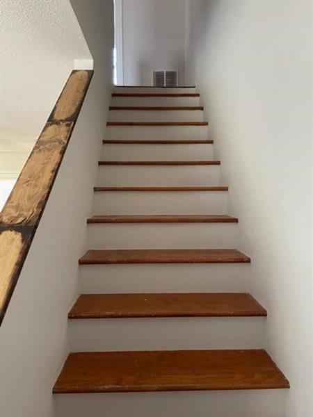 Building Photo - 4720 Victoria Dr