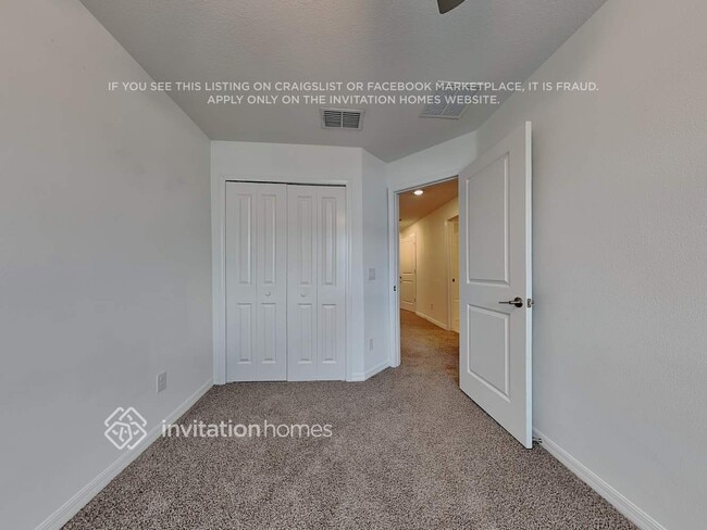 Building Photo - 8286 Crescent Oaks Dr