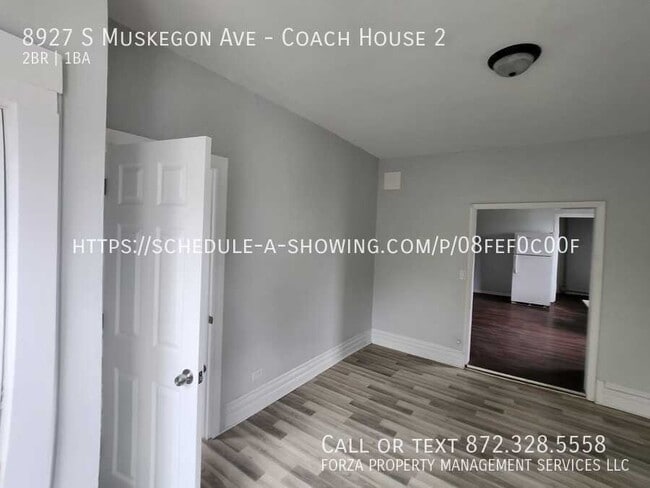 Building Photo - 8927 S Muskegon Ave