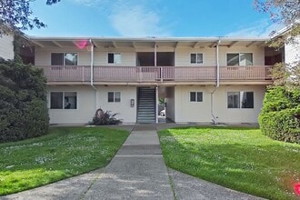 Building Photo - 1 Bedroom Apartment ~ Close to 9th Street ...