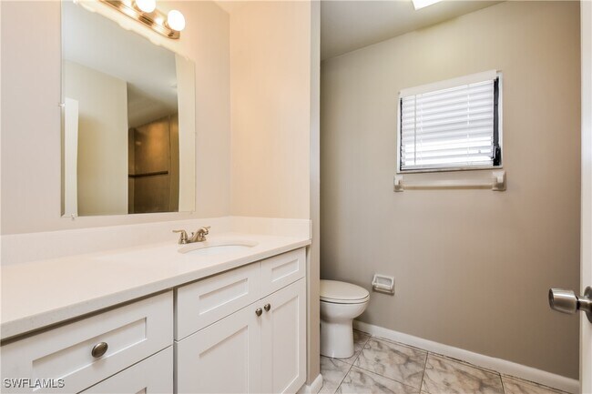 Building Photo - 8360 Coral Dr
