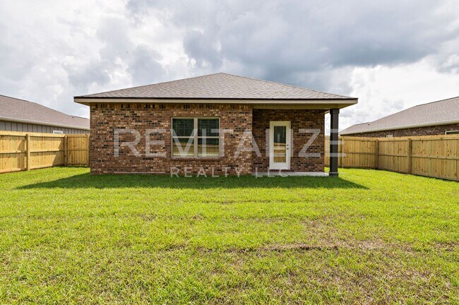 Building Photo - 13330 Shea Cir