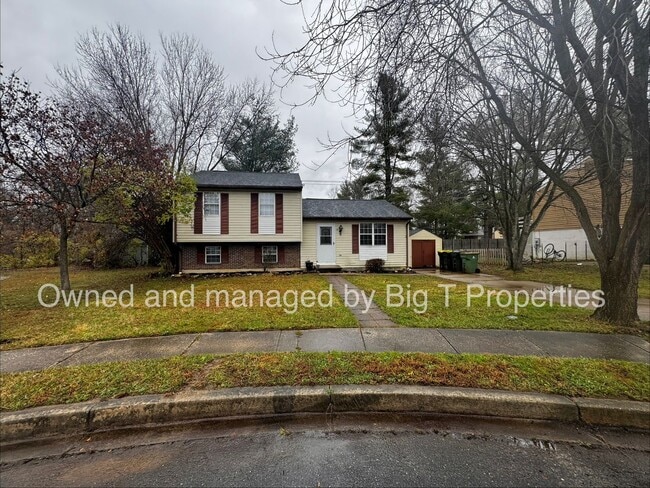 Building Photo - Newark family house on quiet street