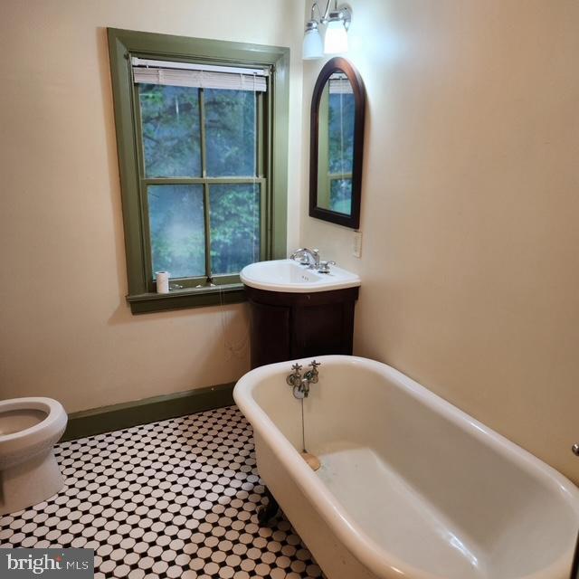 Building Photo - 36 Westtown Rd
