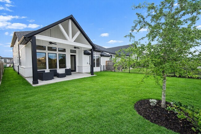 Building Photo - 2307 Birch View Ln