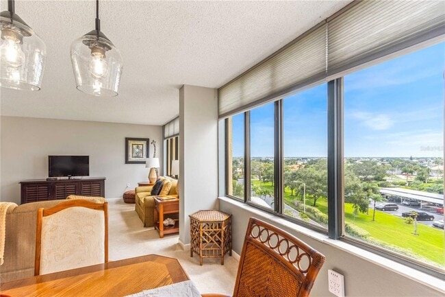 Building Photo - 700 Island Way