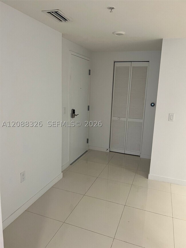 Building Photo - 7661 NW 107th Ave