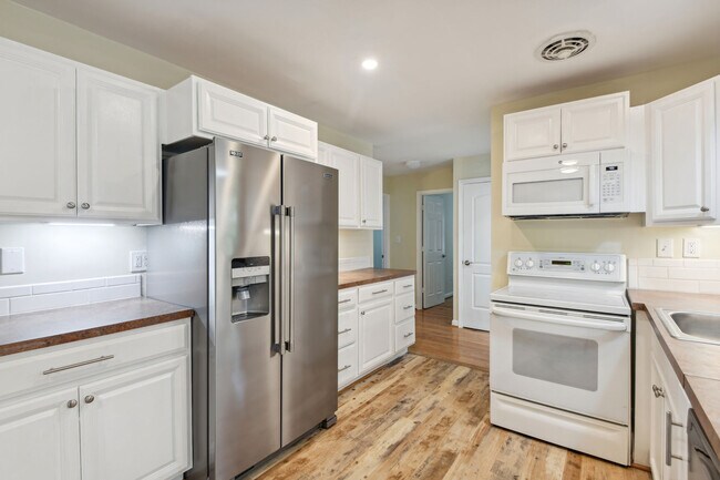 Building Photo - 12507 Starlight Ln