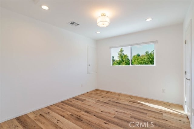 Building Photo - 15243 Valleyheart Dr