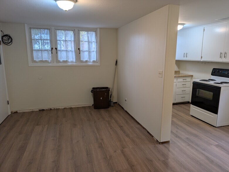 Building Photo - 1010 N 24th Street