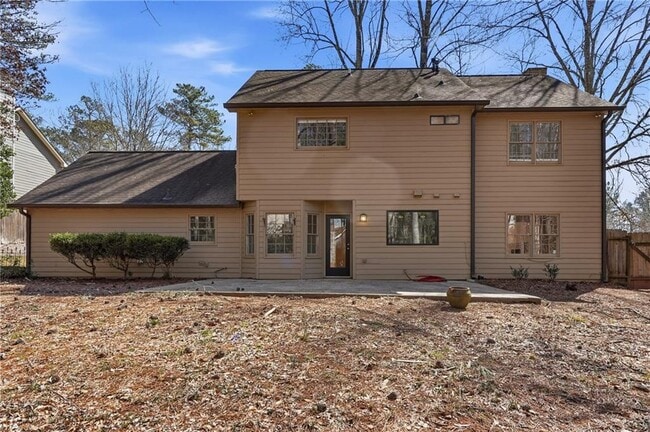 Building Photo - 2207 Heritage Trace Dr