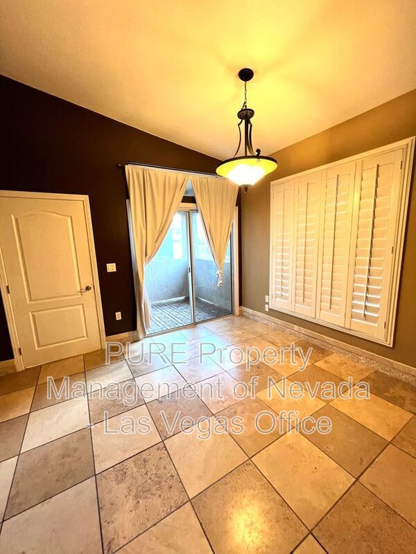Building Photo - 3545 Cactus Shadow St