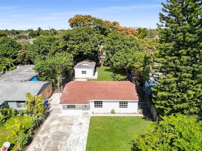 Building Photo - 2311 Fletcher St