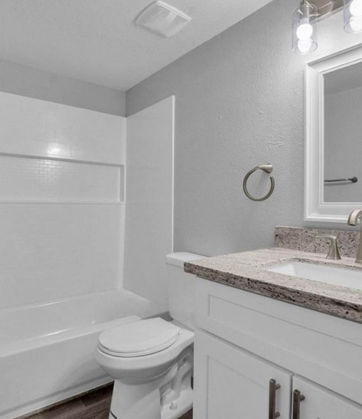 Building Photo - 16728 E Westby Dr