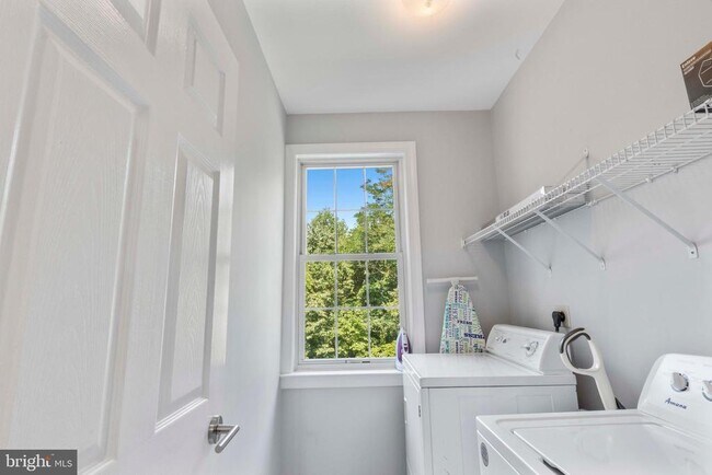 Building Photo - 12980 Highland Oaks Ct