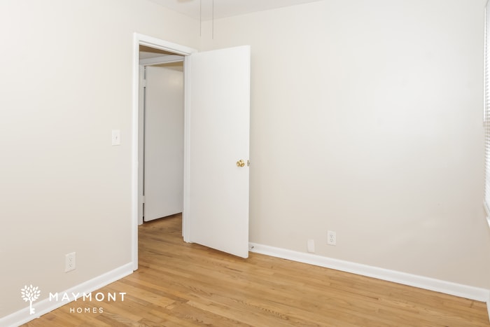 Building Photo - 2204 Euclid Rd NW