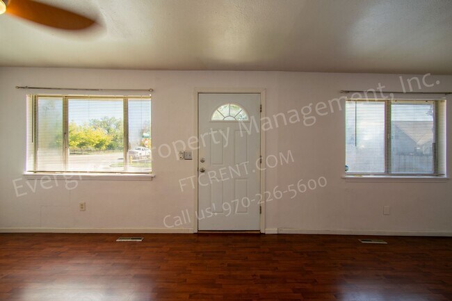 Building Photo - Beautifully Updated Home in Old Town!