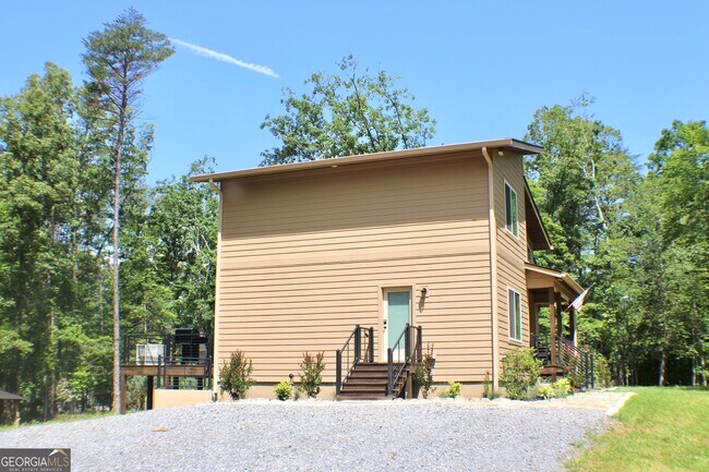 Building Photo - 939 Sunset Rd