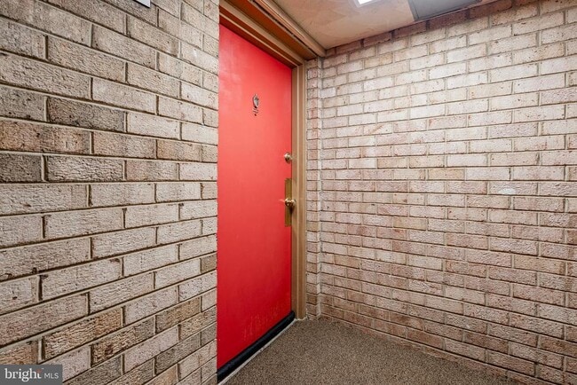 Building Photo - 3000 7th St NE